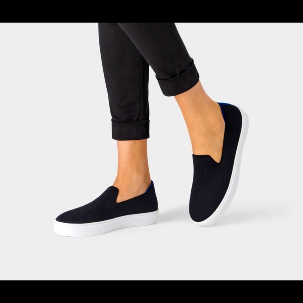 Rothy’s Black Sneaker Size 8
